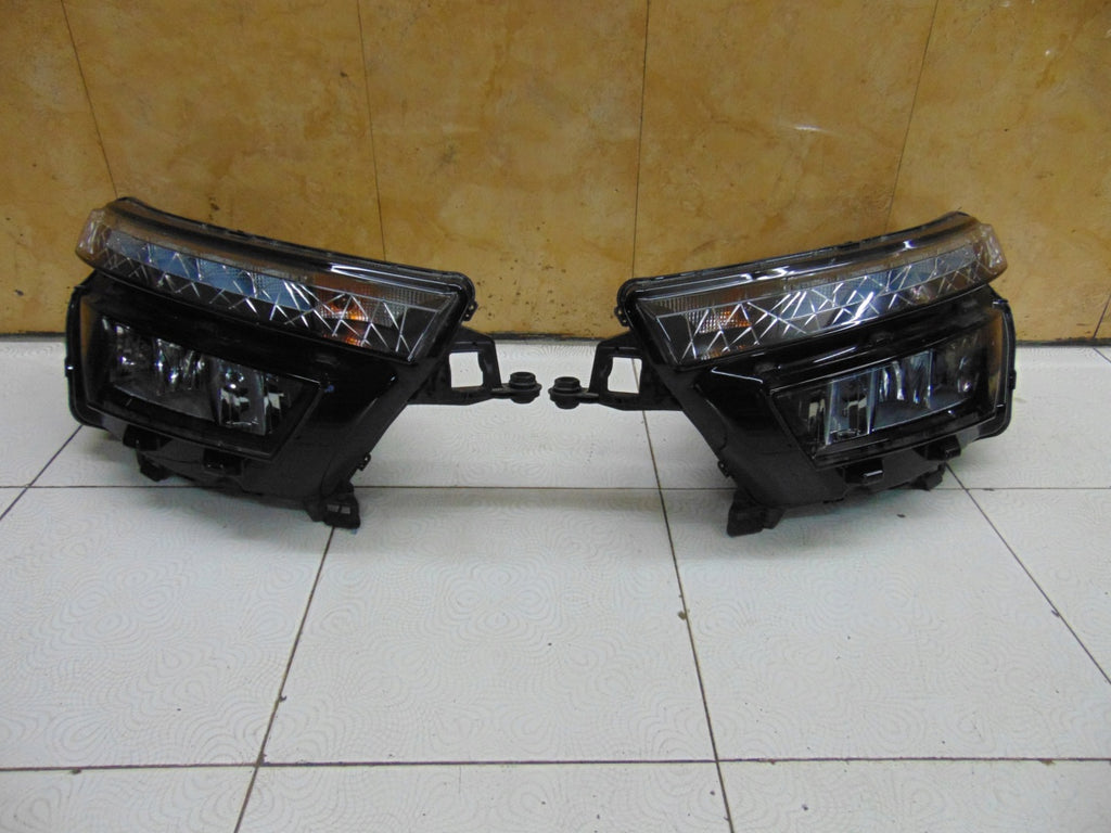 Frontscheinwerfer Skoda Kamiq 11282685631 Ein Satz Scheinwerfer Headlight SCH4270412251jw