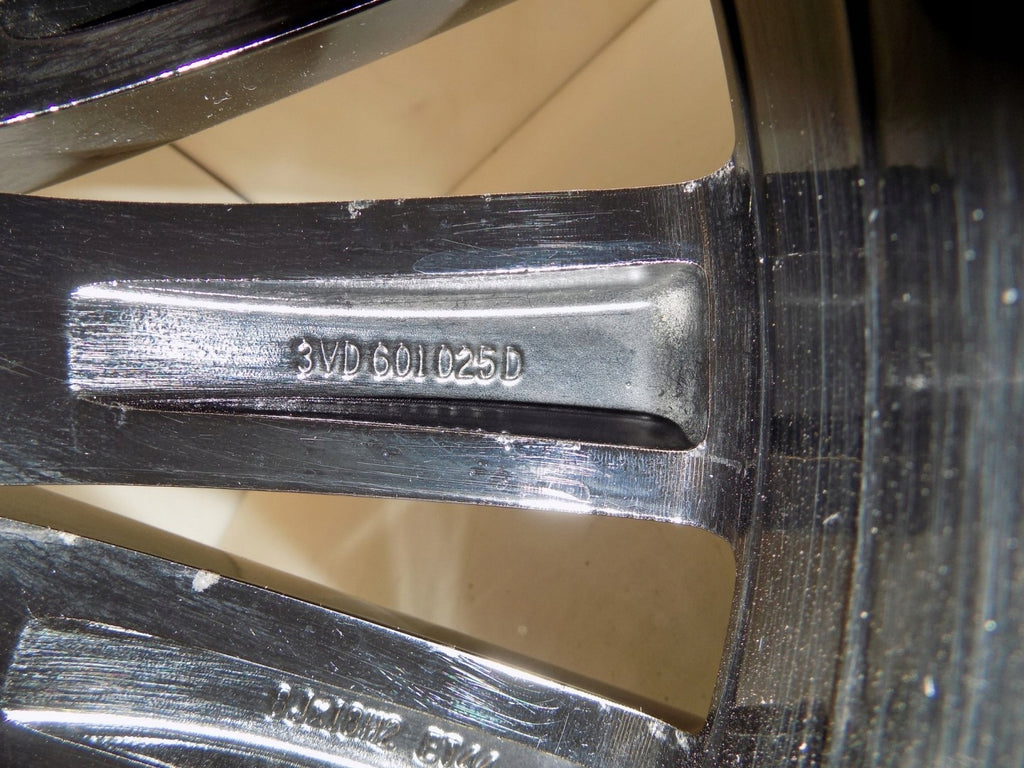 1x Alufelge 18 Zoll 8.0" 5x112 44ET 3VD601025D Skoda Superb Rim Wheel FEL9150797075cf