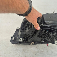Laden Sie das Bild in den Galerie-Viewer, Frontscheinwerfer BMW 5 F11 F10 7460602 Rechts Scheinwerfer Headlight SCH1402938967wy