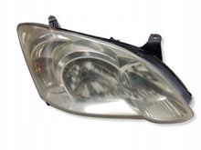 Laden Sie das Bild in den Galerie-Viewer, Frontscheinwerfer Toyota Corolla 89009215 FALSE Scheinwerfer Headlight SCH9743228095mv