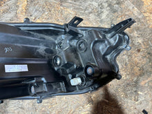 Load image into Gallery viewer, Frontscheinwerfer Mazda IV 4 Yaris S2601A036 Links Scheinwerfer Headlight SCH1846492082ua