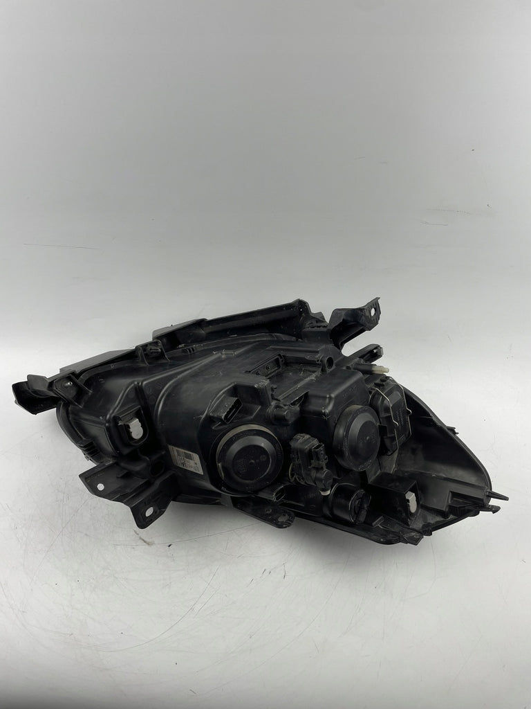 Frontscheinwerfer Renault Clio III 8200865607 Ein Stück (Rechts oder Links) SCH2613183746iw