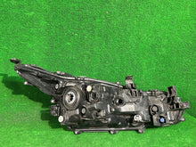 Load image into Gallery viewer, Frontscheinwerfer Toyota Corolla 19345F 224431067R LED Links Headlight SCH4870933587ej