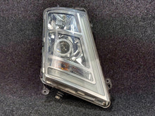 Laden Sie das Bild in den Galerie-Viewer, Frontscheinwerfer Volvo Xc60 22239244 Rechts Scheinwerfer Headlight SCH3129624868uf