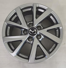 Laden Sie das Bild in den Galerie-Viewer, 1x Alufelge 16 Zoll 6.5" 5x114.3 45ET Mazda 3 Bp Cx-30 Rim Wheel FEL8104050250mr