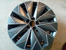 Load image into Gallery viewer, 1x Alufelge 17 Zoll 6.5&quot; 5x100 40ET Glanz Grau 658601025AA Mg Kamiq Rim Wheel