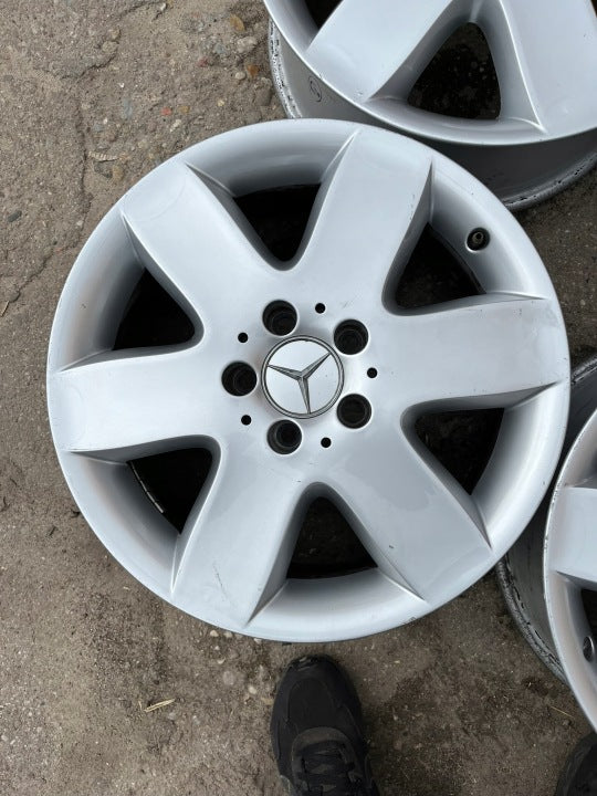 4x Alufelge 17 Zoll 7.0" 5x112 56ET Glanz Silber A6394011902 Mercedes-Benz Viano FEL8390519690kc