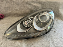Laden Sie das Bild in den Galerie-Viewer, Frontscheinwerfer Porsche Cayenne 7P5941031CA Xenon Links Scheinwerfer Headlight SCH5553901398za