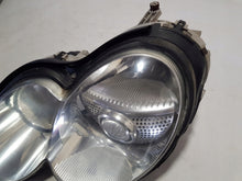 Laden Sie das Bild in den Galerie-Viewer, Frontscheinwerfer Mercedes-Benz Sl R230 A2308206161 Xenon Links Headlight