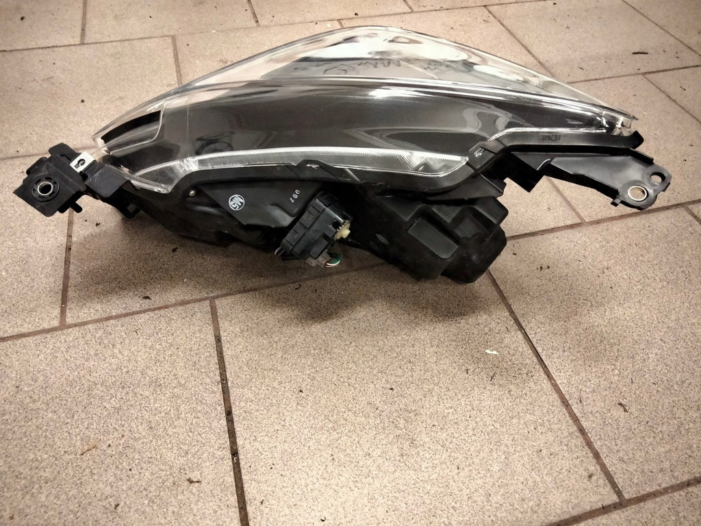 Frontscheinwerfer Mazda 2 D43N-51030 LED Rechts Scheinwerfer Headlight