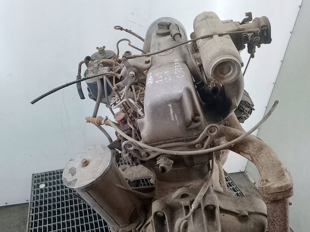 Motor Mercedes-Benz W123 2.0 1976 Diesel Engine Komplett
