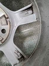 Load image into Gallery viewer, 1x Alufelge 16 Zoll 6.5" 5x112 43ET Glanz Silber 8V5071496 Audi A3 Rim Wheel FEL4598558690hs