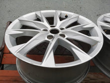 Laden Sie das Bild in den Galerie-Viewer, 1x Alufelge 18 Zoll 7.5" 5x112 51ET 5F0601025AA Cupra Leon Rim Wheel FEL8030721919kj