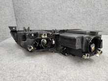 Laden Sie das Bild in den Galerie-Viewer, Frontscheinwerfer Mazda 6 I Xenon Links Scheinwerfer Headlight SCH1379358402dj