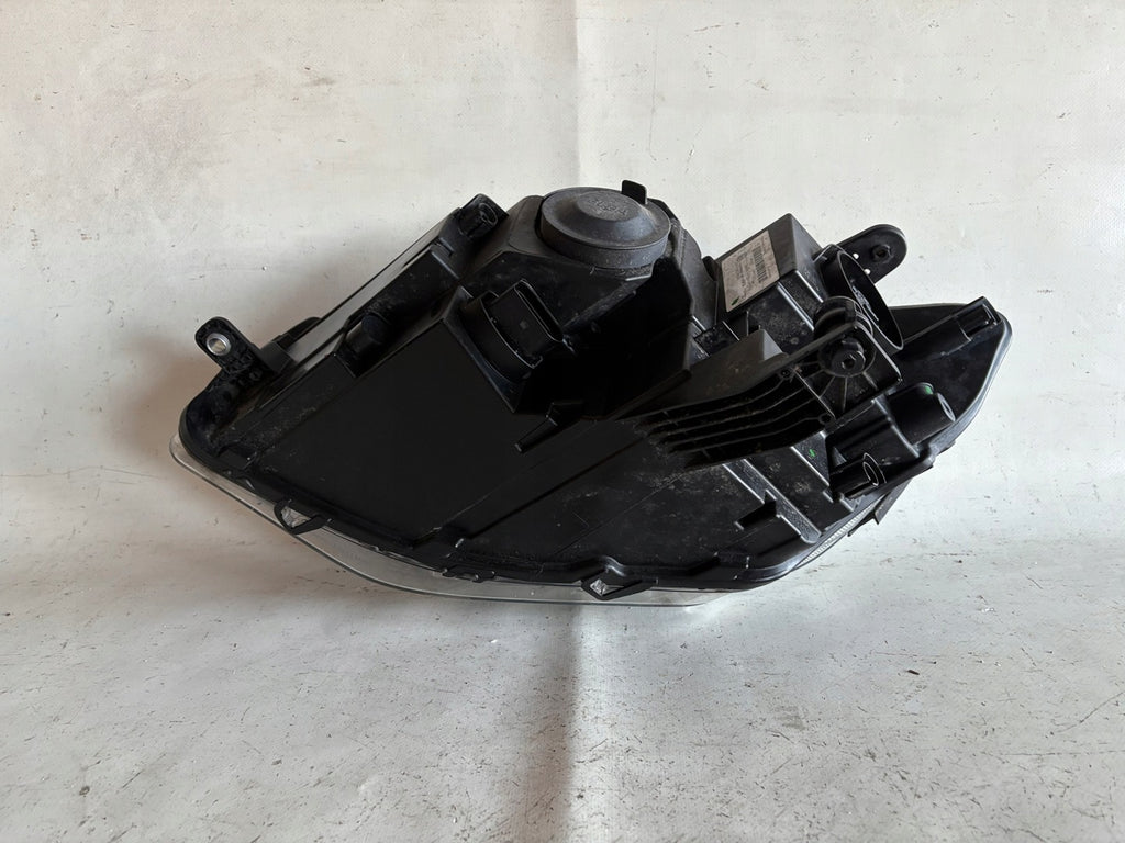 Frontscheinwerfer VW Caddy 2K8941006D 2K8941005B Ein Stück (Rechts oder Links) SCH6704845334cb
