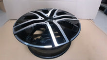 Laden Sie das Bild in den Galerie-Viewer, 1x Alufelge 18 Zoll 7.5" 5x112 53ET A2474012700 Mercedes-Benz Glb Rim Wheel FEL8776867591ty