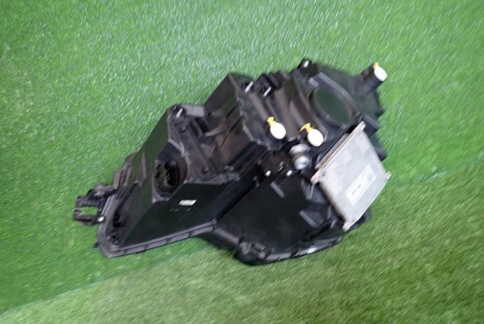 Frontscheinwerfer Skoda Karoq 57B941016F Rechts Scheinwerfer Headlight SCH9539710737xn