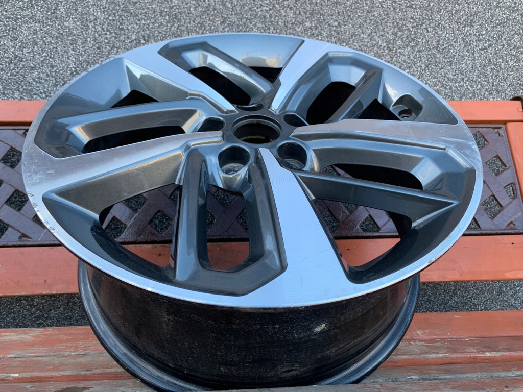 1x Alufelge 18 Zoll 7.5" 5x114.3 52ET 52910-J9300 Hyundai Tucson Rim Wheel FEL9081192111kr