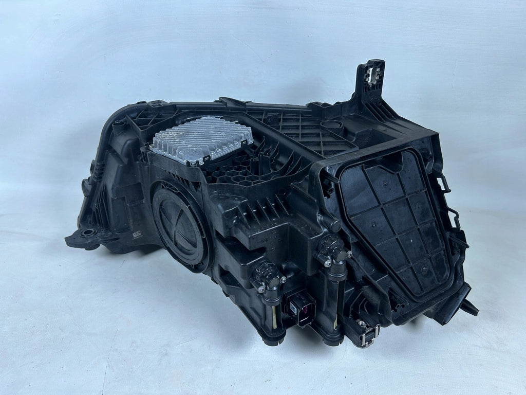 Frontscheinwerfer Audi Q3 83A941011 Ein Stück (Rechts oder Links) Headlight