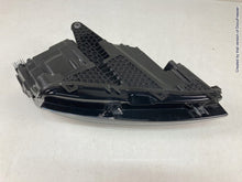 Laden Sie das Bild in den Galerie-Viewer, Frontscheinwerfer Skoda Superb III 3V1941015D Full LED Links Headlight