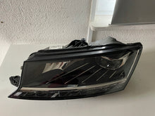 Load image into Gallery viewer, Frontscheinwerfer Skoda Fabia III 6V1941015F Full LED Rechts oder Links