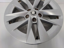 Laden Sie das Bild in den Galerie-Viewer, 1x Alufelge 17 Zoll 7.0" 5x112 46ET 5E3601025E Skoda Octavia Iv Rim Wheel FEL8370603434sc