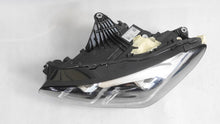 Laden Sie das Bild in den Galerie-Viewer, Frontscheinwerfer BMW 2 Active Tourer U06 5A42247-08 Links Headlight SCH1924592360cv