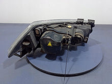 Laden Sie das Bild in den Galerie-Viewer, Frontscheinwerfer Renault Megane II 7701064023 Links Scheinwerfer Headlight SCH6276700177wo