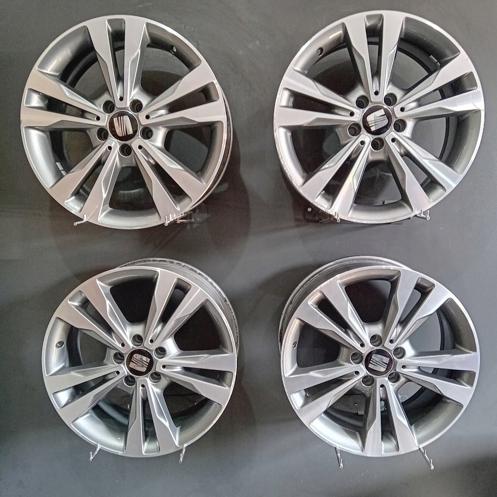 4x Alufelge 18 Zoll 7.5" 5x112 44ET A2054012802 Mercedes-Benz Mg Rim Wheel