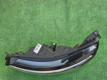 Laden Sie das Bild in den Galerie-Viewer, Frontscheinwerfer Renault Megane 260604081R LED Ein Stück (Rechts oder Links) SCH6154207773il