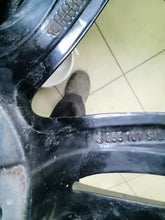 Laden Sie das Bild in den Galerie-Viewer, 1x Alufelge 17 Zoll 7.0&quot; 5x112 54ET Schwarz 6858899 Mini F55 Rim Wheel