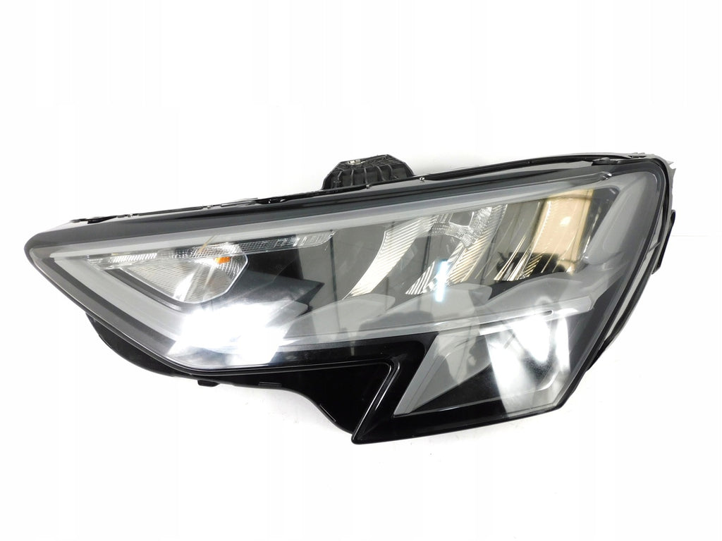 Frontscheinwerfer Audi A3 8Y0941011 LED Ein Stück (Rechts oder Links) Headlight