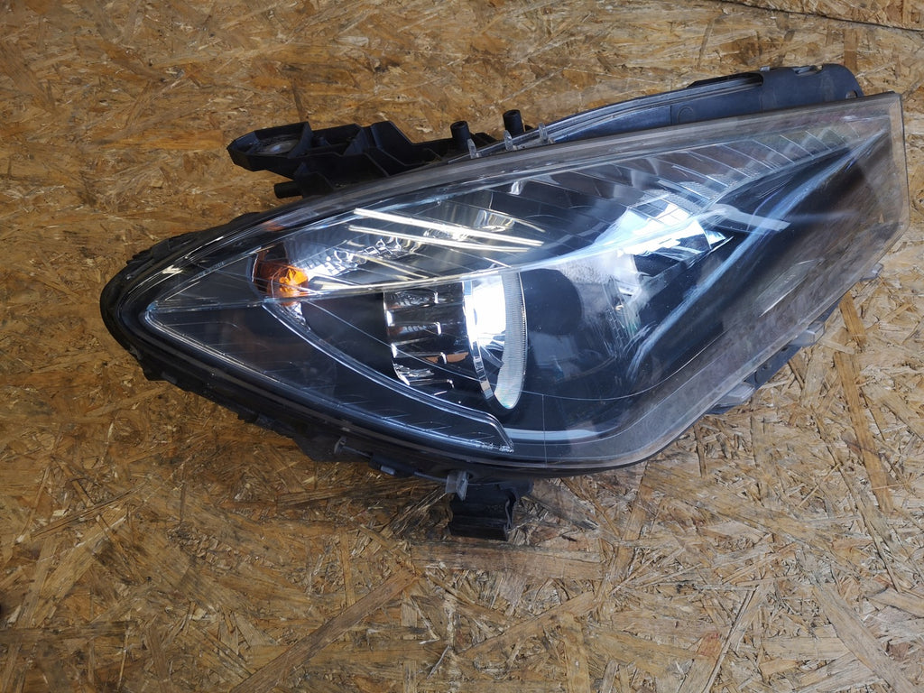 Frontscheinwerfer Mercedes-Benz Cla A1178200461 Rechts Scheinwerfer Headlight SCH5822112593ta