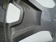 Load image into Gallery viewer, 1x Alufelge 20 Zoll 7.5" 5x114.3 49 5ET Glanz Silber 52910-S8310 Hyundai I Mg FEL4798050108sp