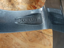 Laden Sie das Bild in den Galerie-Viewer, 1x Alufelge 19 Zoll 8.5&quot; 5x114.3 670044699 Maserati Levante Rim Wheel