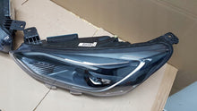 Laden Sie das Bild in den Galerie-Viewer, Frontscheinwerfer Ford Focus JX7B-13E017-CF FULL LED Rechts oder Links