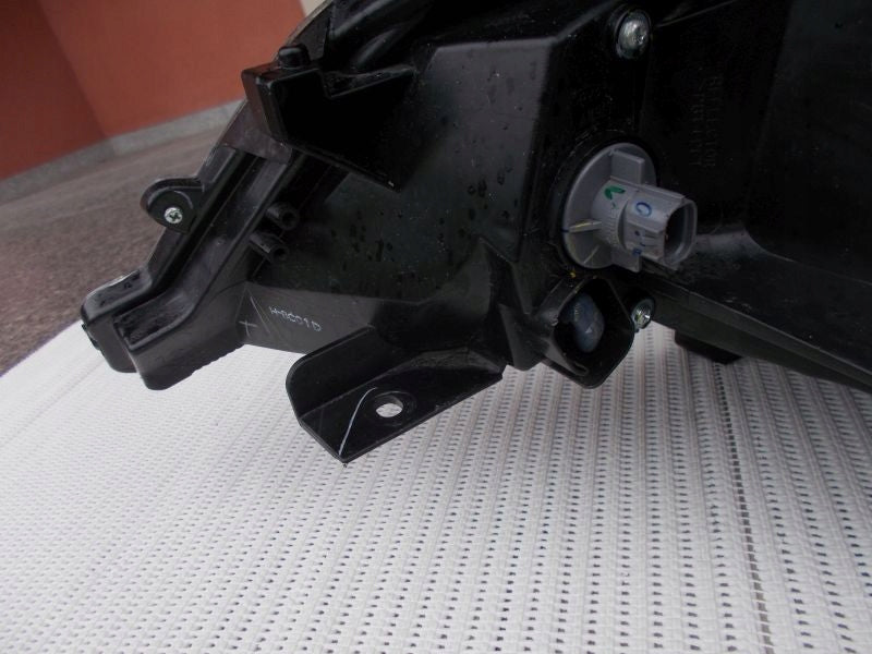 Frontscheinwerfer Mitsubishi Space Star 34567765678903 Rechts Headlight