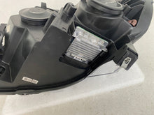Laden Sie das Bild in den Galerie-Viewer, Frontscheinwerfer Toyota Proace 9808237480-00 Rechts Scheinwerfer Headlight SCH1226547036iu