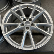 Laden Sie das Bild in den Galerie-Viewer, 4x Alufelge 20 Zoll 8.0" 5x112 39ET Glanz Schwarz 80A071490A Audi Q5 Rim Wheel FEL9495892018od