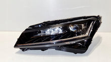 Laden Sie das Bild in den Galerie-Viewer, Frontscheinwerfer Skoda Superb III 3V1941015D Full LED Rechts oder Links
