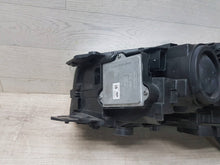 Laden Sie das Bild in den Galerie-Viewer, Frontscheinwerfer Ford Kuga II GV4113W029CD 90101802 Rechts Headlight SCH4920575917mj