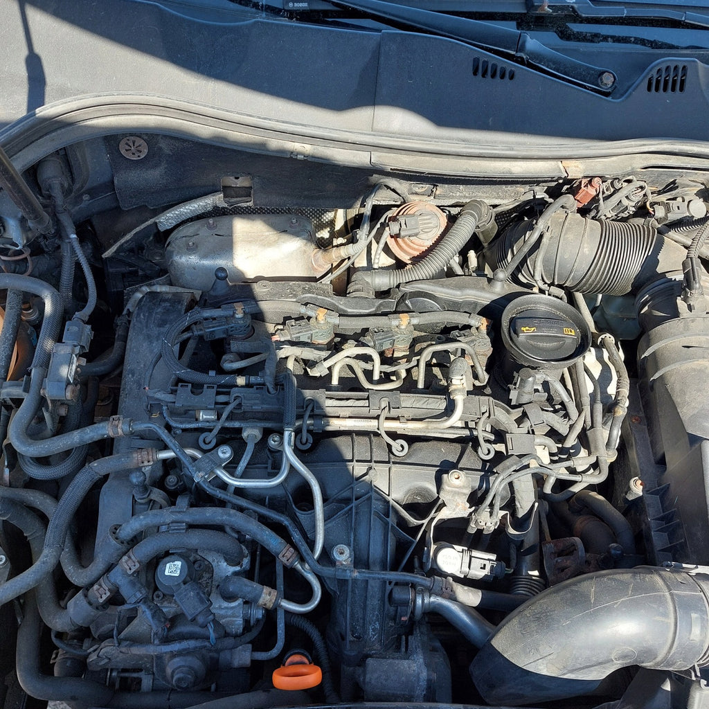 Motor VW Passat B7 CFG 2.0 TDI Diesel Engine Unkomplett