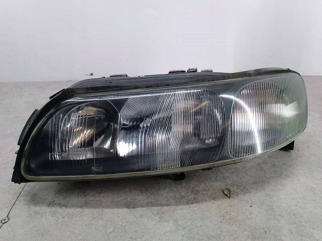 Frontscheinwerfer Volvo V70 II 89006878 Links Scheinwerfer Headlight SCH9646981842wj