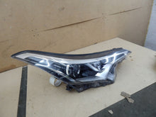 Laden Sie das Bild in den Galerie-Viewer, Frontscheinwerfer Toyota C-Hr Chr 81110-F4031-00 Rechts Scheinwerfer Headlight SCH6224297067it