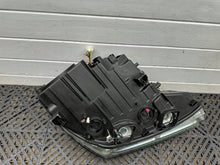 Laden Sie das Bild in den Galerie-Viewer, Frontscheinwerfer BMW 6 F12 F13 7222085 Links Scheinwerfer Headlight SCH9812103483jx