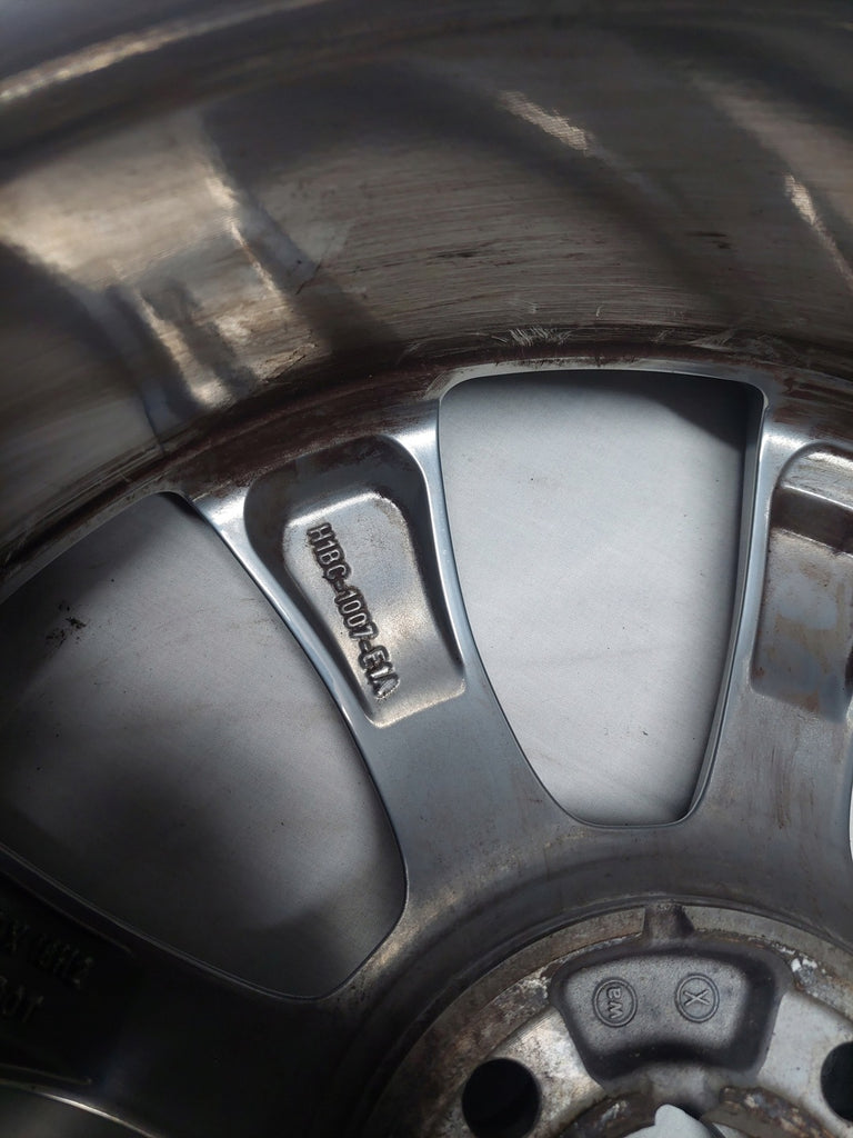 1x Alufelge 18 Zoll 7.0" 4x108 47 5ET Glanz H1BC-1007-E1 Ford Fiesta Rim Wheel