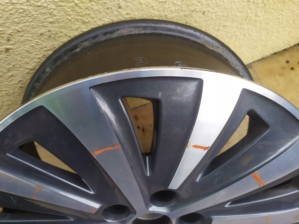 1x Alufelge 17 Zoll 6.5" 5x112 41ET Glanz Silber 3V0601025AH Mg Superb Iii