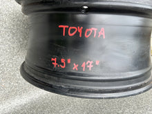 Laden Sie das Bild in den Galerie-Viewer, 1x Alufelge 17 Zoll 7.5" 5x114.3 CMS-1029 Toyota Corolla Rim Wheel FEL8063443203yf