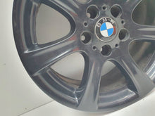 Laden Sie das Bild in den Galerie-Viewer, 1x Alufelge 17 Zoll 8.0" 5x120 34ET Glanz Schwarz 6856893 BMW 1 Rim Wheel FEL9343126958pi