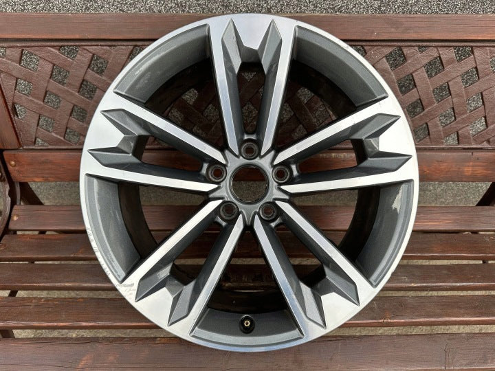 1x Alufelge 18 Zoll 5x112 8W9601025C Audi A4 Rim Wheel FEL9684408937ib